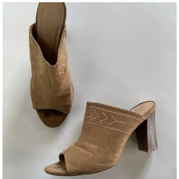 Madden Girl Shoes Womens Size 8.5 Tan Billii Block Heel Mule Sandals Peep Toe - Picture 1 of 8